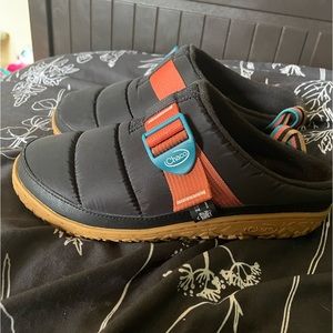 Chaco Ramble Puff Clogs